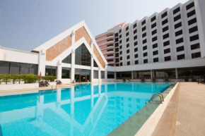 Hotels in Mueang Kalasin District